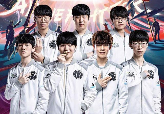 同时促进了 同时促进了