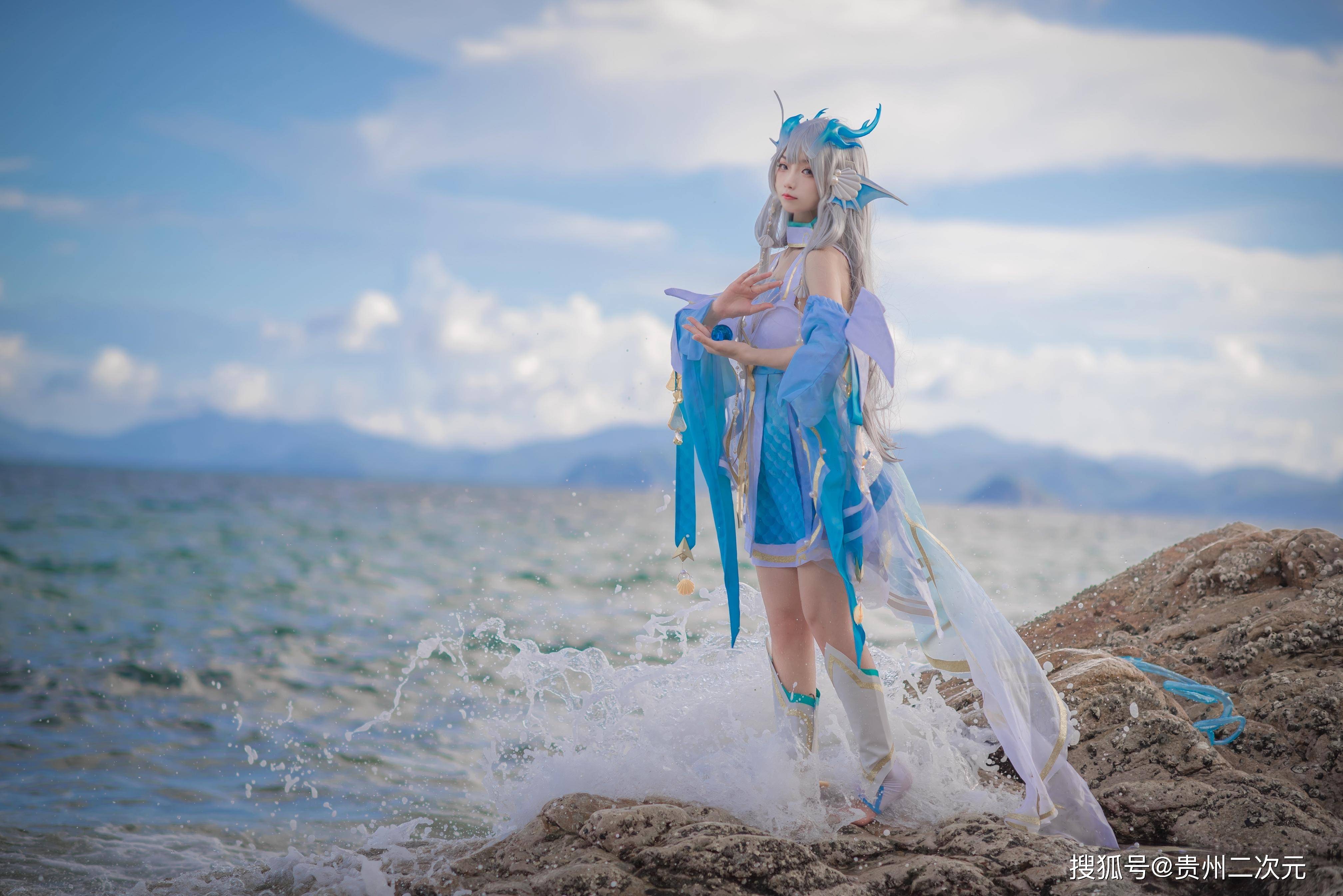 一人牵制 一人牵制